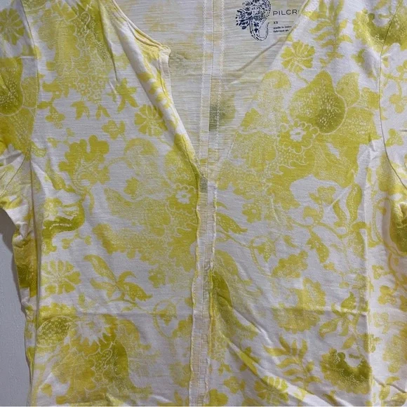 Anthropologie Pilcro Spliced-Neck Tee New Yellow White Floral Size XS ANTHRO NWT - Picture 9 of 10